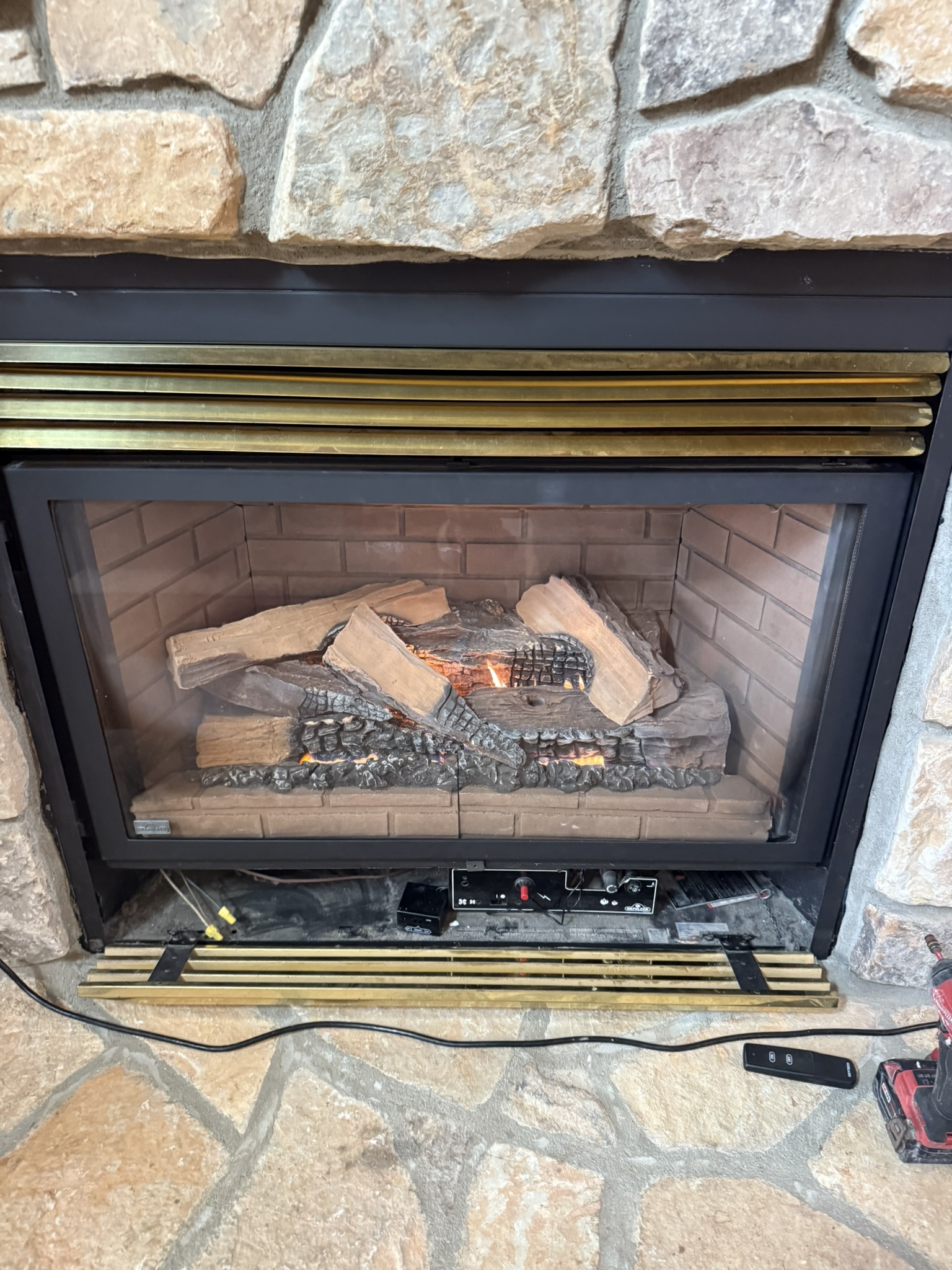 Gas log set cleaning and tune-up